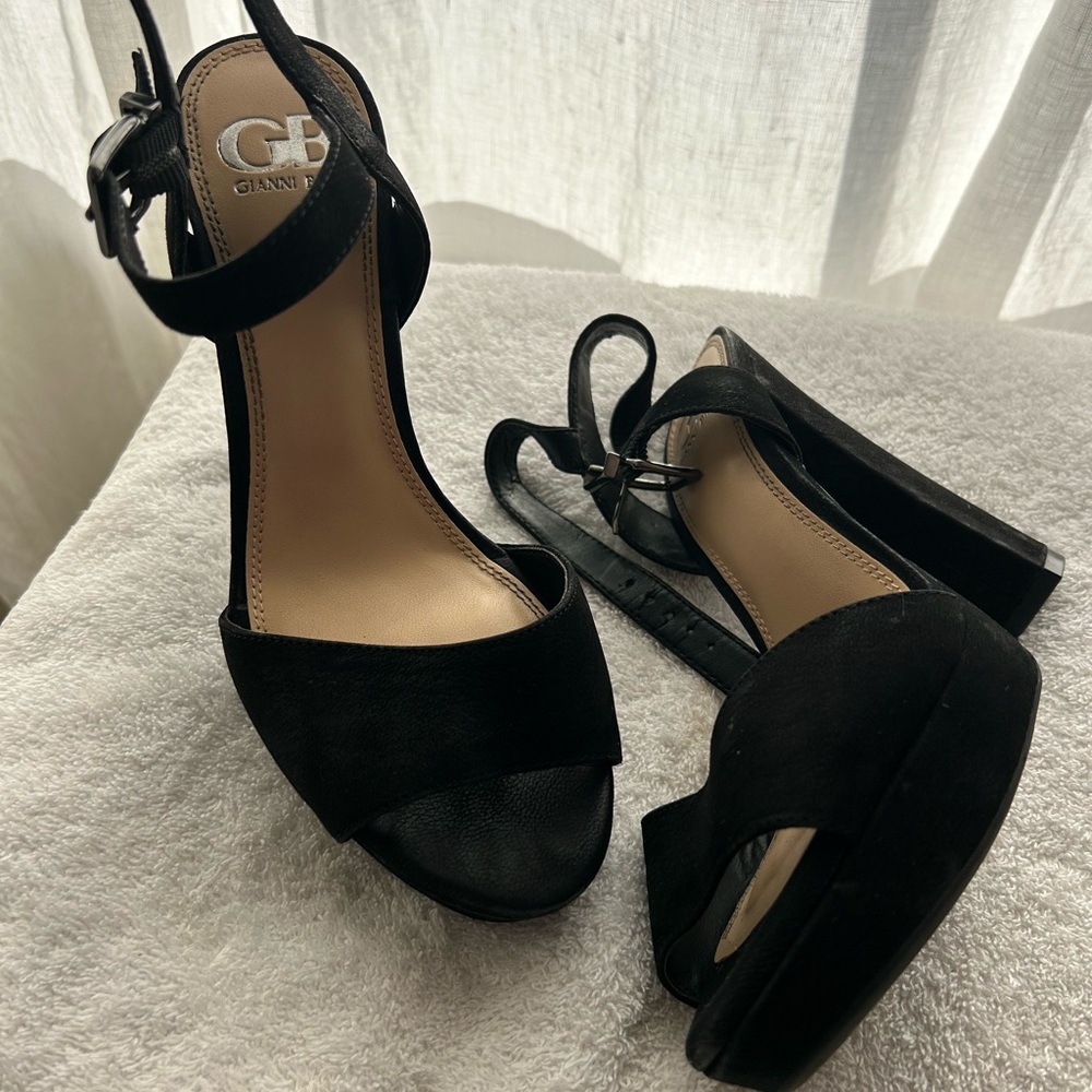 Gianni Bini Black Heels